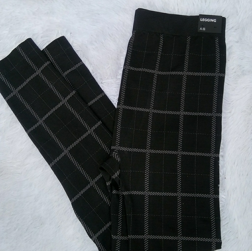 Lane Bryant NWT leggings size A/B